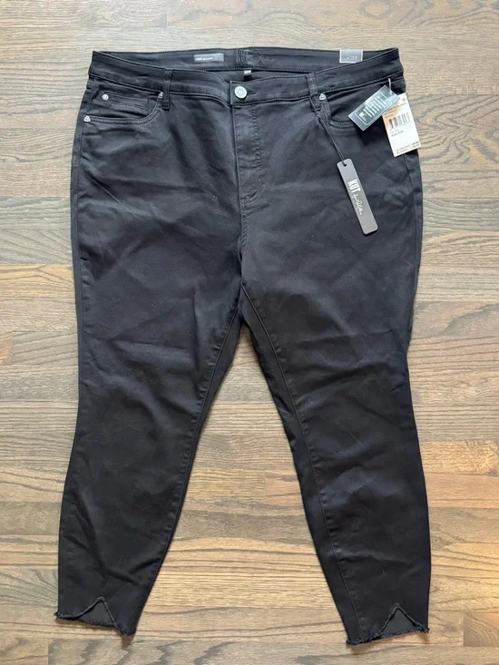 Kut from the Kloth Black Carlo Ankle Crop Jeans 20W NWT - Picture 1 of 6